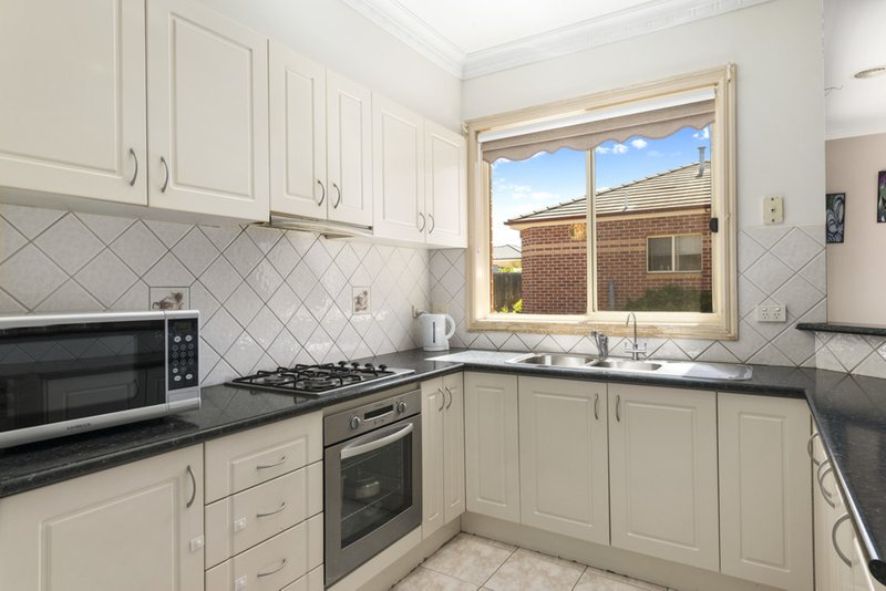 Photo - 3/22 Midholm Court, Thomastown VIC 3074 - Image 5