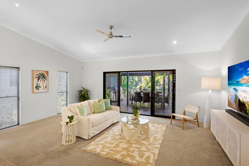 Photo - 322 Ron Penhaligon Way, Robina QLD 4226 - Image 17