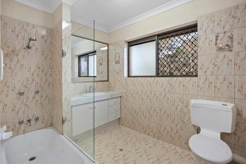Photo - 3/22 Rylatt Street, Indooroopilly QLD 4068 - Image 13