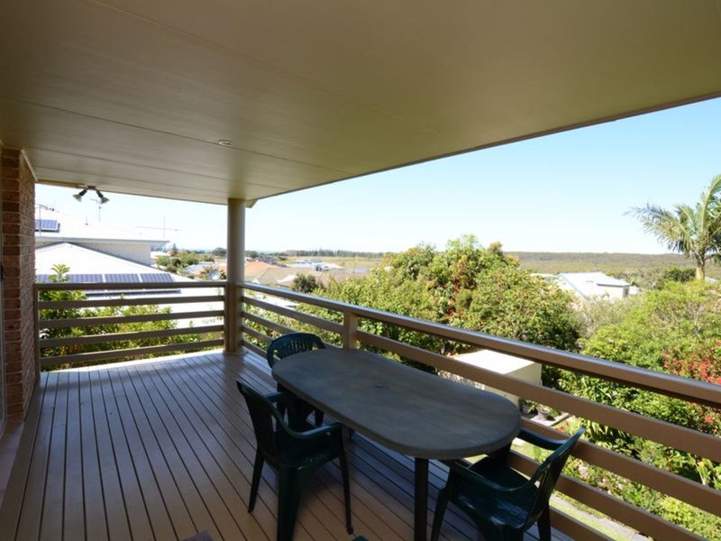 Photo - 322 Saltwater Road, Wallabi Point NSW 2430 - Image 8