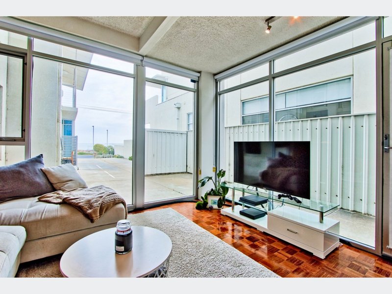 Photo - 3/22 Seaview Road, West Beach SA 5024 - Image 11