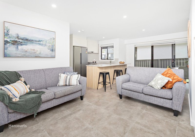Photo - 3/22 Upland Chase, Albion Park NSW 2527 - Image 4