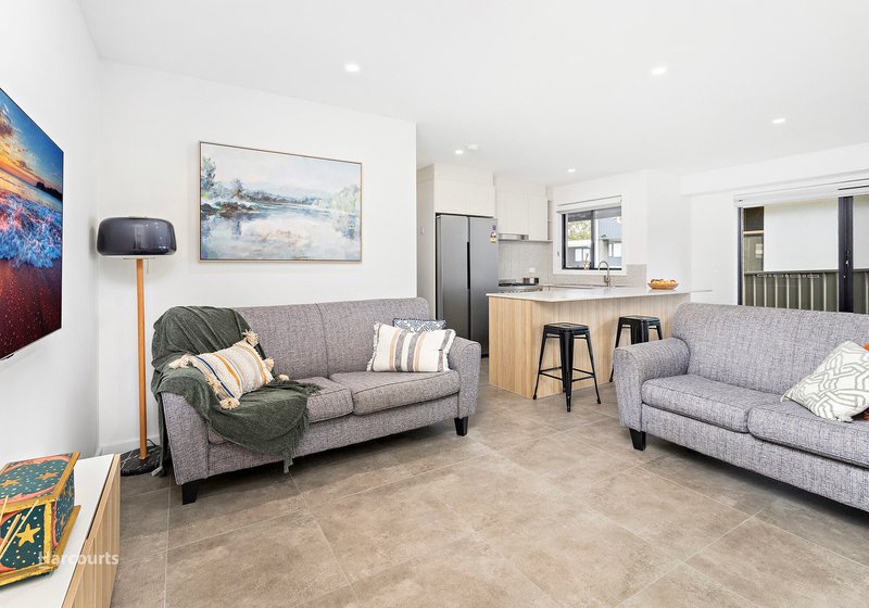 Photo - 3/22 Upland Chase, Albion Park NSW 2527 - Image 5