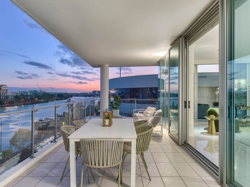 Photo - 32/205 Coronation Drive, Milton QLD 4064 - Image 3