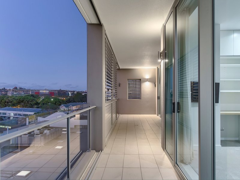 Photo - 32/205 Coronation Drive, Milton QLD 4064 - Image 19