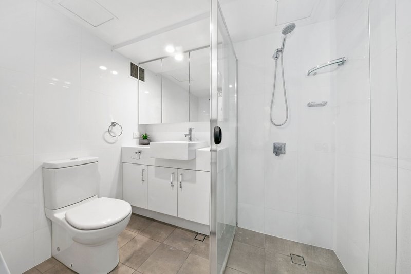 Photo - 32/21 Dock Street, South Brisbane QLD 4101 - Image 4