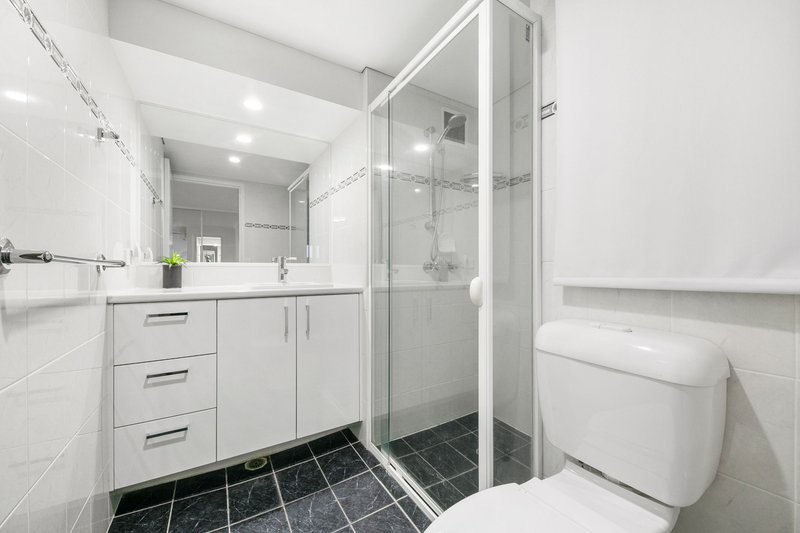 Photo - 32/21 Dock Street, South Brisbane QLD 4101 - Image 7