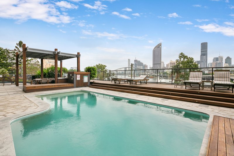 Photo - 32/21 Dock Street, South Brisbane QLD 4101 - Image 10