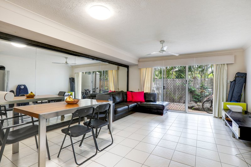 Photo - 32/215 Cottesloe Drive, Mermaid Waters QLD 4218 - Image 4