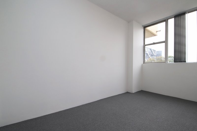Photo - 32/27 Raymond Street, Bankstown NSW 2200 - Image 5