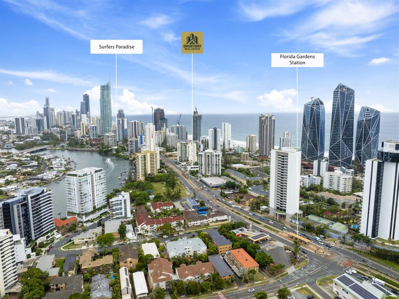 Photo - 32/2877 Gold Coast Highway, Surfers Paradise QLD 4217 - Image 3