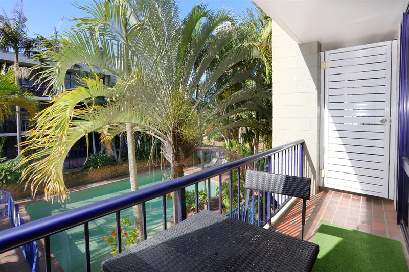 Photo - 32/2877 Gold Coast Highway, Surfers Paradise QLD 4217 - Image 11