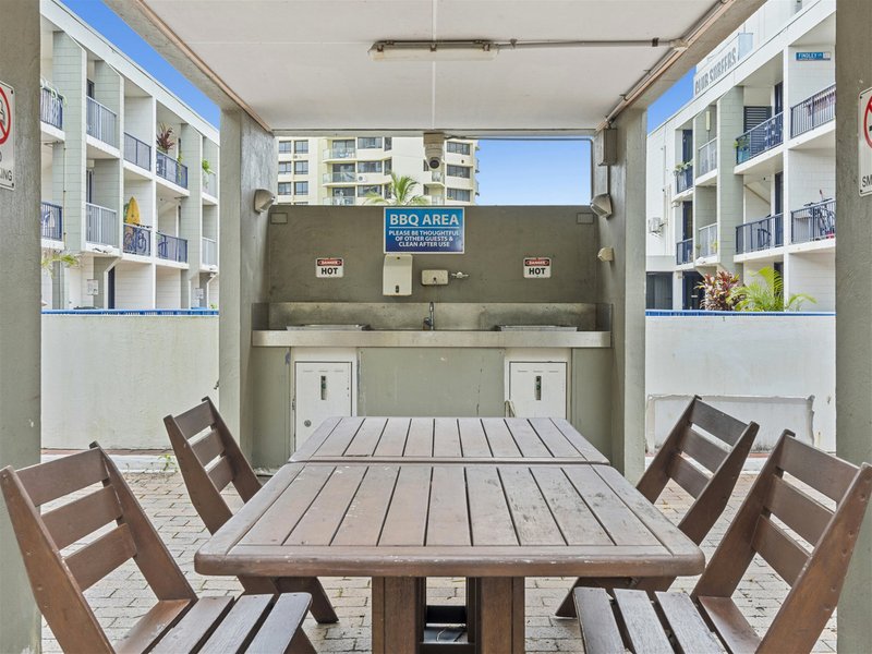 Photo - 32/2877 Gold Coast Highway, Surfers Paradise QLD 4217 - Image 13