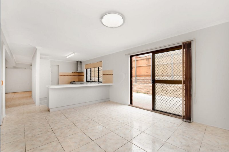 Photo - 3/229 Harcourt Street, New Farm QLD 4005 - Image 2