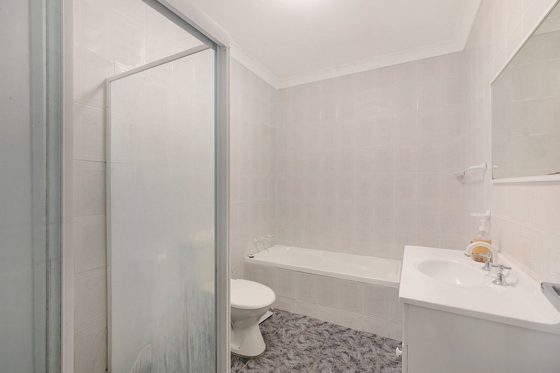 Photo - 3/23 Auld Street, Terrigal NSW 2260 - Image 7