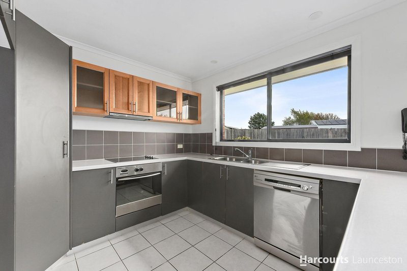 Photo - 3/23 Bartlett Grove, Newnham TAS 7248 - Image 2