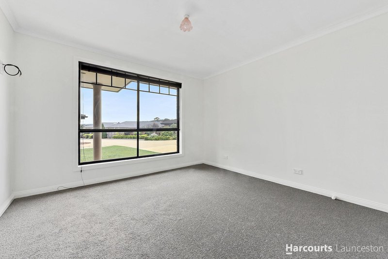 Photo - 3/23 Bartlett Grove, Newnham TAS 7248 - Image 6