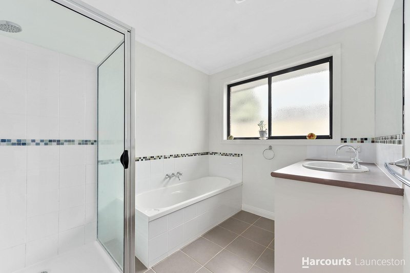Photo - 3/23 Bartlett Grove, Newnham TAS 7248 - Image 8