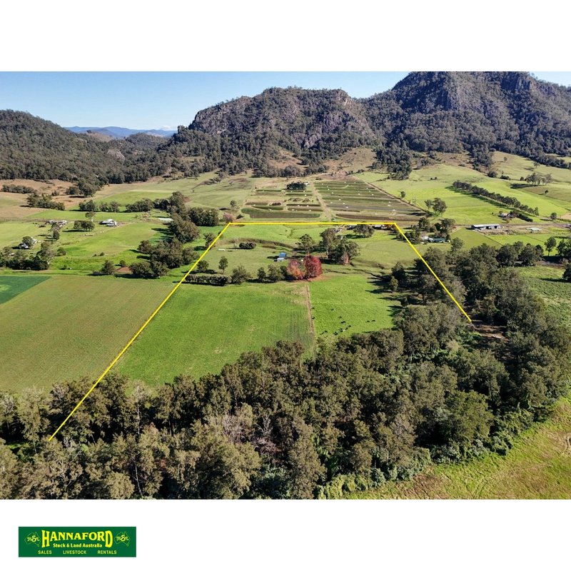 323 Bucketts Road, Gloucester NSW 2422