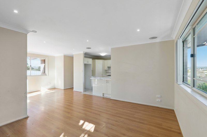 Photo - 3/23 Cochrane Street, West Wollongong NSW 2500 - Image 2