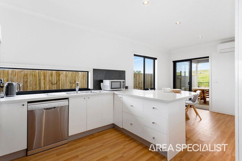 Photo - 3/23 Hannah Rise Crescent, Korumburra VIC 3950 - Image 7