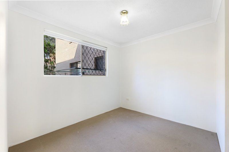 Photo - 3/23 Heath Street, Southport QLD 4215 - Image 10