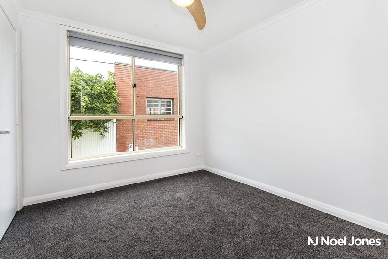 Photo - 3/23 Holtom Street East , Carlton North VIC 3054 - Image 2