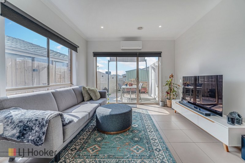 Photo - 3/23 Leveque Loop, Craigieburn VIC 3064 - Image 10