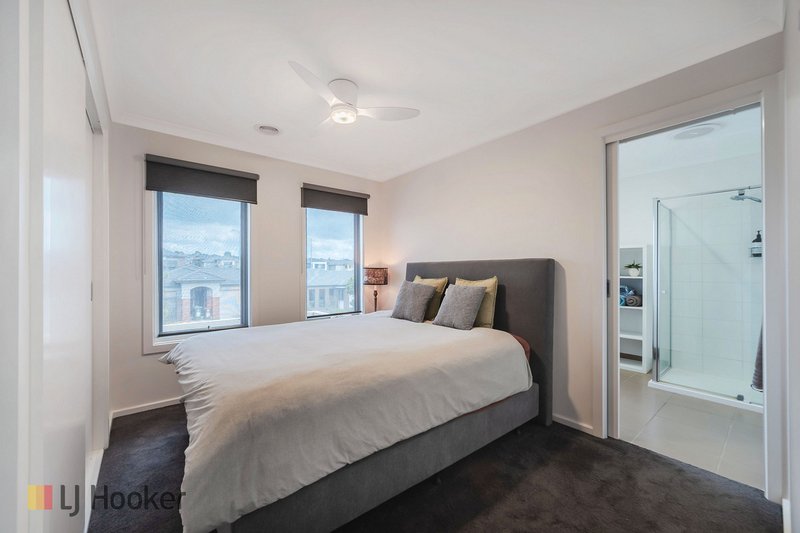 Photo - 3/23 Leveque Loop, Craigieburn VIC 3064 - Image 13