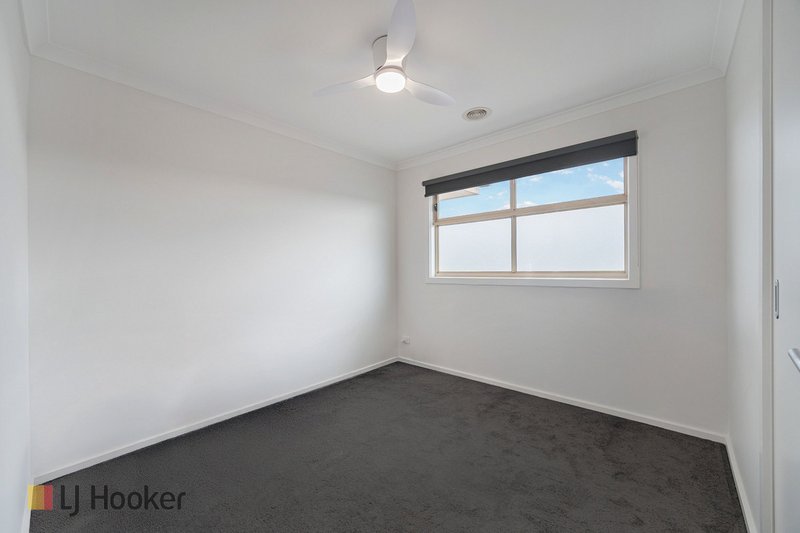 Photo - 3/23 Leveque Loop, Craigieburn VIC 3064 - Image 17