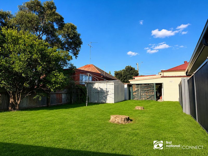 Photo - 323 Macquarie Street, South Windsor NSW 2756 - Image 5