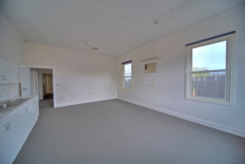 Photo - 323 Main Street, Bairnsdale VIC 3875 - Image 6