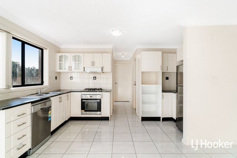 Photo - 3/23 Montrose Street, Quakers Hill NSW 2763 - Image 2