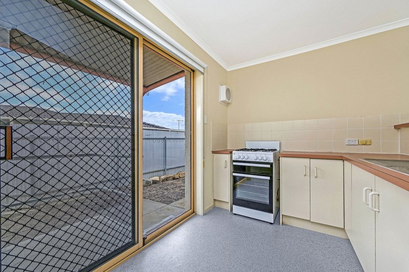 Photo - 3/23 Napier Court, Noarlunga Downs SA 5168 - Image 2