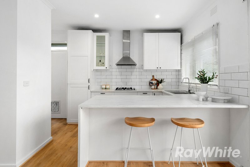 Photo - 3/23 Royal Avenue, Glen Huntly VIC 3163 - Image 2