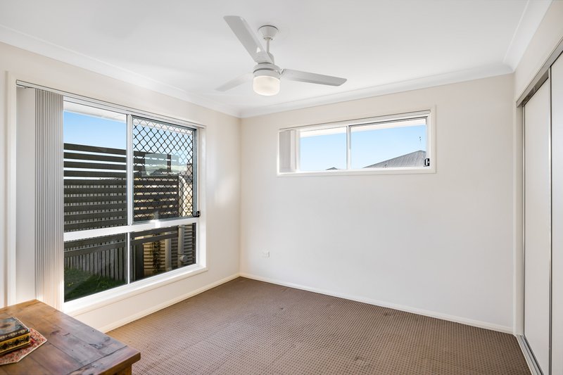 Photo - 3/23 Wigan Avenue, Highfields QLD 4352 - Image 9