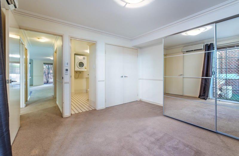 Photo - 32/30 Bishops Row, East Perth WA 6004 - Image 11