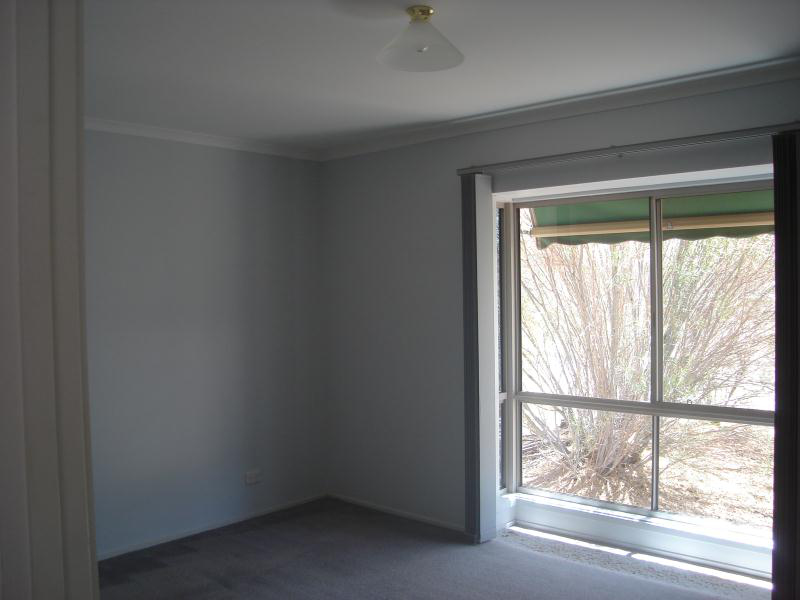 3-bedroom unit at 32/30 Burgoyne Street, Roxby Downs, SA 5725, Roxby Downs, South Australia