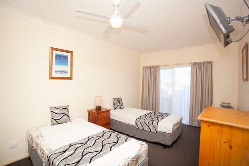 Photo - 32/32 Lewis Street, Old Bar NSW 2430 - Image 4