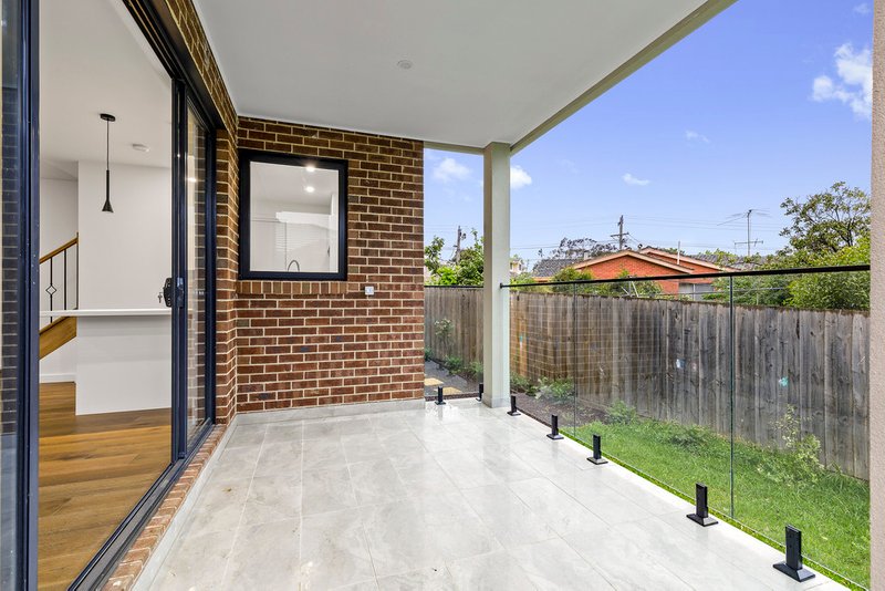 Photo - 3/233 Thompsons Road, Templestowe Lower VIC 3107 - Image 4