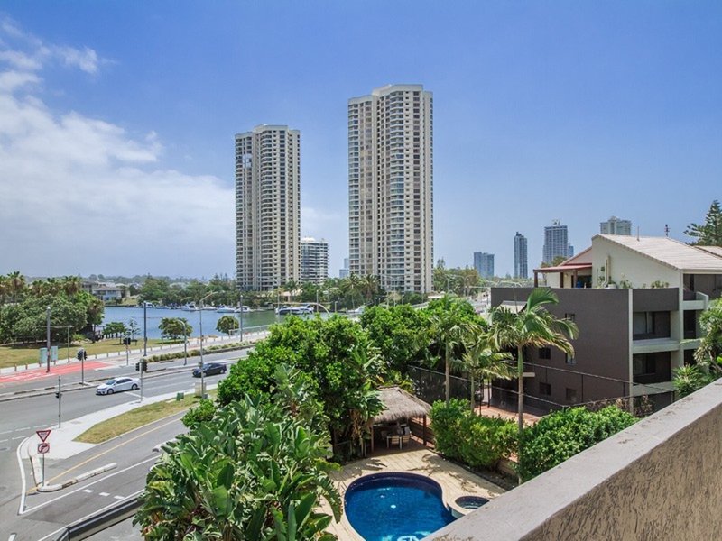 Photo - 32/3355 Surfers Paradise Boulevard, Surfers Paradise QLD 4217 - Image 11