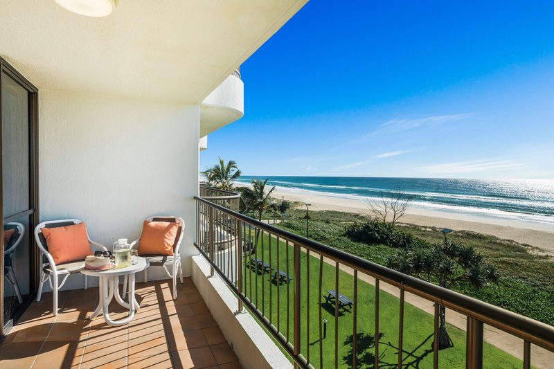 Photo - 32/387 Golden Four Drive, Tugun QLD 4224 - Image 4