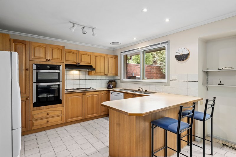 Photo - 3/239 Williamsons Road, Templestowe VIC 3106 - Image 4