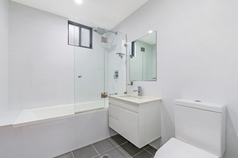 Photo - 3/24-26 Lords Avenue, Asquith NSW 2077 - Image 6