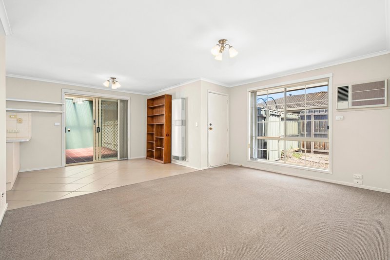 Photo - 3/24-26 Merlin Crescent, Corio VIC 3214 - Image 3