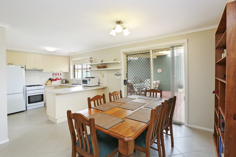 Photo - 3/24-26 Merlin Crescent, Corio VIC 3214 - Image 3