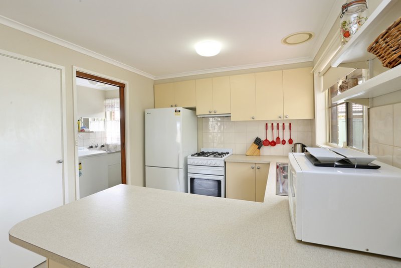 Photo - 3/24-26 Merlin Crescent, Corio VIC 3214 - Image 5