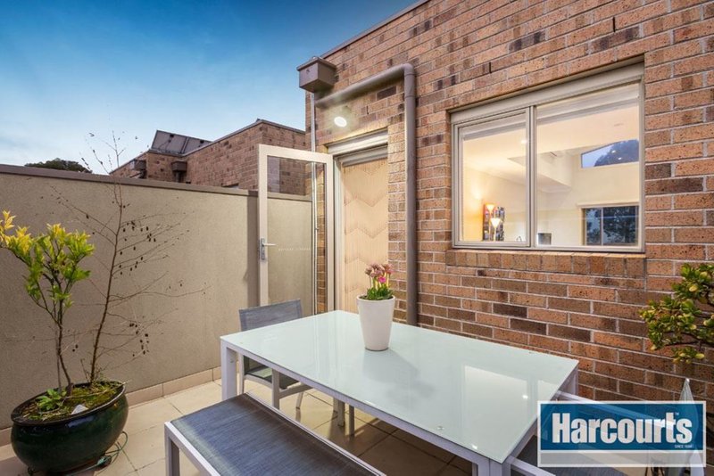 Photo - 3/24-28 Stud Road, Bayswater VIC 3153 - Image 7