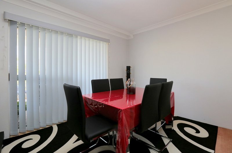 Photo - 3/24 Brandon Avenue, Bankstown NSW 2200 - Image 5