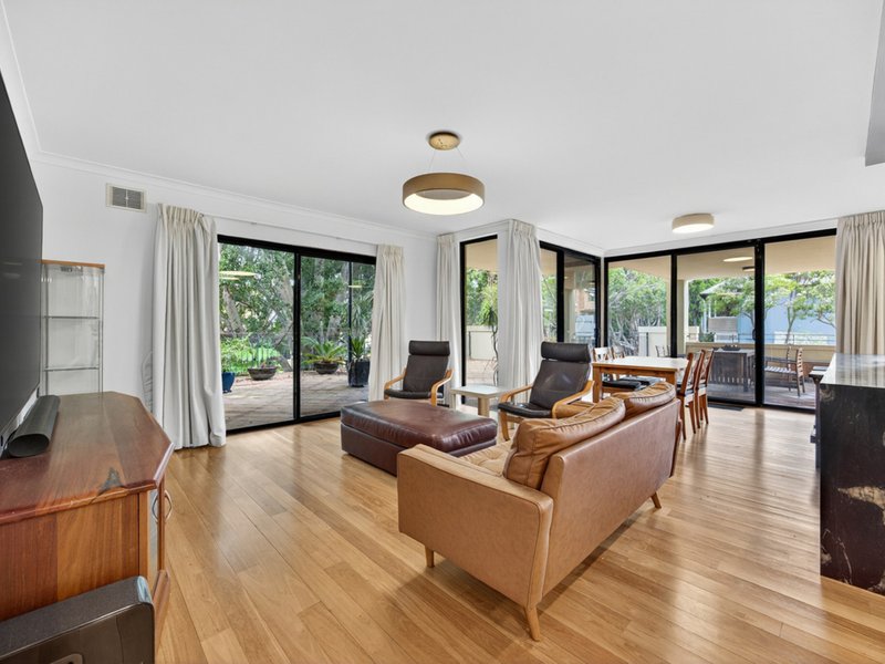 Photo - 3/24 Constitution Street, East Perth WA 6004 - Image 2